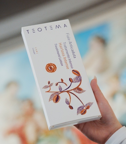 Беспокоит выпадение волос? Мы знаем, как помочь!